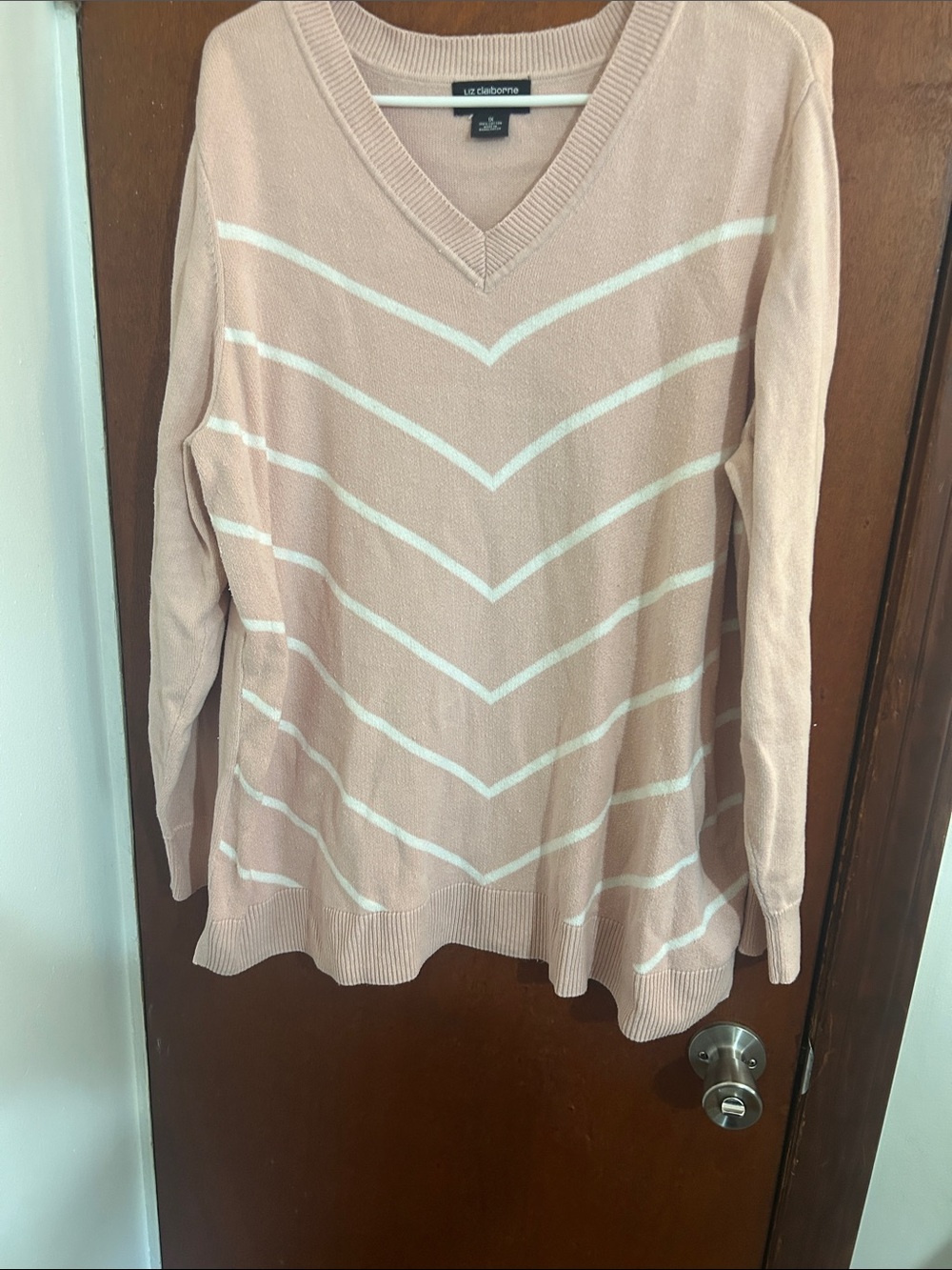 Liz Claiborne Blush Pink V-Neck Sweater with White Chevron Stripes